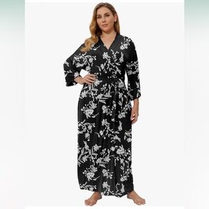 Amazon Brand Women’s Robe